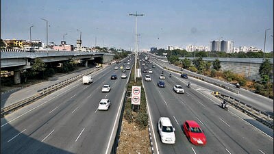 Six cameras will be installed on the highway. (Parveen Kumar/HT) Six cameras will be installed on the highway. (Parveen Kumar/HT)