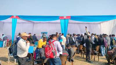 Job seekers outnumber offers at ex-servicemen job fair in Lucknow Job seekers outnumber offers at ex-servicemen job fair in Lucknow