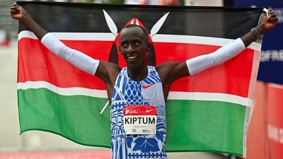 Kelvin Kiptum of Kenya celebrates after setting a new world record time of 2:00:35 at the 2023 Chicago Marathon (USA TODAY Sports via Reuters)