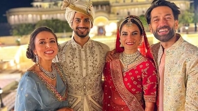 TV star Nakuul Mehta shared pictures from Kashmira Irani and Akshat Saxena's wedding in Ranthambore TV star Nakuul Mehta shared pictures from Kashmira Irani and Akshat Saxena's wedding in Ranthambore