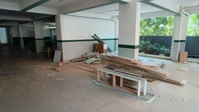 Snapshot of the hotel which was under construction when the guest arrived. (X/@TheChanceSeeker) Snapshot of the hotel which was under construction when the guest arrived. (X/@TheChanceSeeker)
