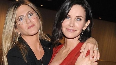Actors Jennifer Aniston and director Courteney Cox attend the Los Angeles Special Screening of Just Before I Go at ArcLight Hollywood on April 20, 2015 in Hollywood, California. (Getty Images for Darin Pfeiffer) Actors Jennifer Aniston and director Courteney Cox attend the Los Angeles Special Screening of Just Before I Go at ArcLight Hollywood on April 20, 2015 in Hollywood, California. (Getty Images for Darin Pfeiffer)