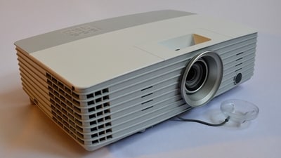 Best projectors under ₹10000 ensure you watch movies, theatre-style, without breaking the bank. (Pixabay) Best projectors under ₹10000 ensure you watch movies, theatre-style, without breaking the bank. (Pixabay)
