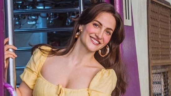 Elli AvrRam visited the Ram Mandir in Ayodhya recently. (Instagram/@elliavrram)