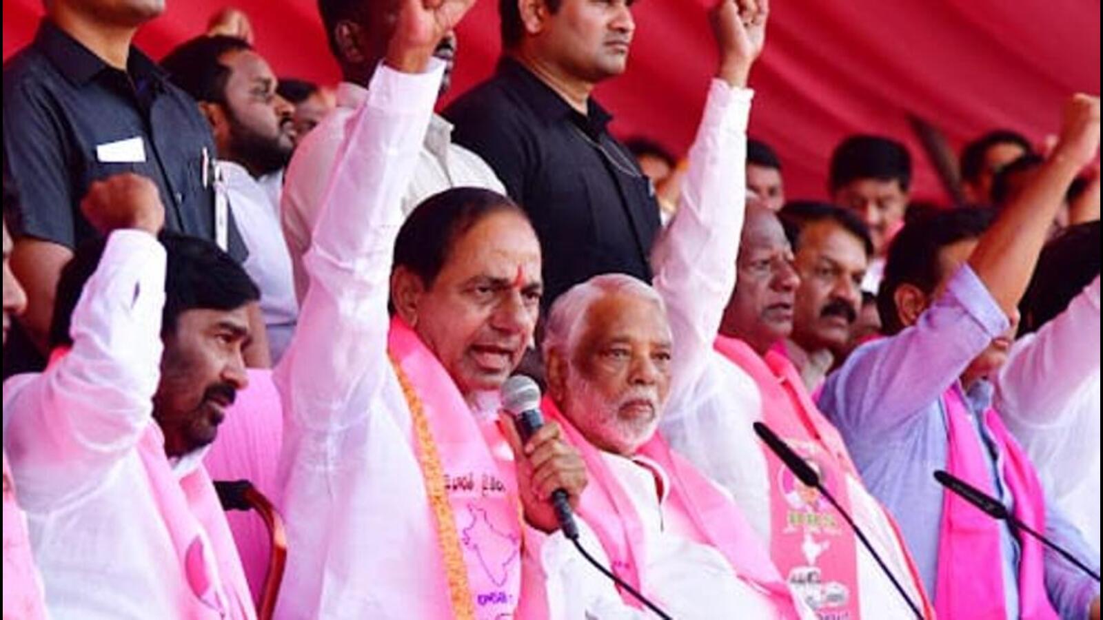 KCR lashes out at Cong over irrigation projects in Telangana - Vimarsana News
