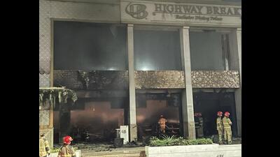 Major fire breaks out at Kharghar hotel, no casualty Major fire breaks out at Kharghar hotel, no casualty