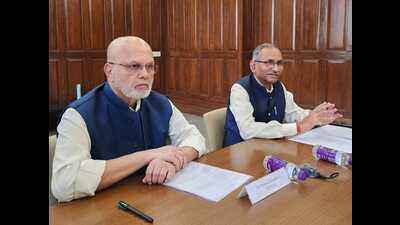 Dr Pramod Chaudhari (L) and Prof Sunil Bhirud during the meeting on Tuesday. (HT PHOTO)