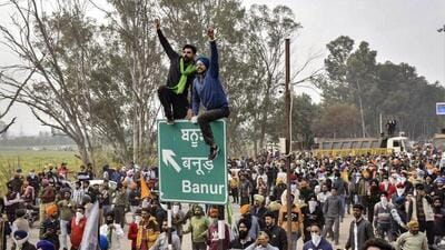 Farmers at Shambhu on the Punjab-Haryana border during their Dilli Chalo march near Patiala on Tuesday, (PTI Photo) Farmers at Shambhu on the Punjab-Haryana border during their Dilli Chalo march near Patiala on Tuesday, (PTI Photo)