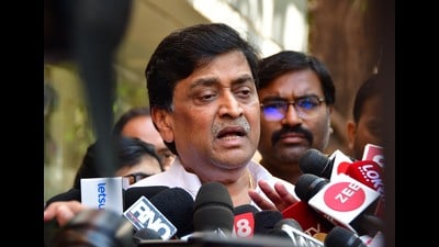 Mumbai, India – Feb 12, 2024: Former Congress leader Ashok Chavan addressing the media outside his residence, at Churchgate, in Mumbai, India, on Monday, Feb 12, 2024. (Photo by Bhushan Koyande/HT Photo) Mumbai, India – Feb 12, 2024: Former Congress leader Ashok Chavan addressing the media outside his residence, at Churchgate, in Mumbai, India, on Monday, Feb 12, 2024. (Photo by Bhushan Koyande/HT Photo)