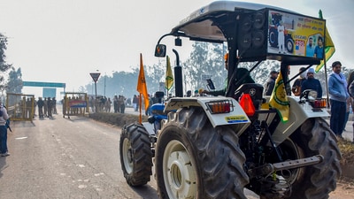 As talks between the farmers and government remained inconclusive, the former have taken a call to go ahead with their march to Delhi.&nbsp; (PTI)