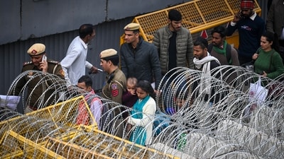 Farmers Protest: Locals face difficulty as Delhi Police and other security officials put barricades as a preventive measure. (Photo by Raj K Raj/ Hindustan Times) Farmers Protest: Locals face difficulty as Delhi Police and other security officials put barricades as a preventive measure. (Photo by Raj K Raj/ Hindustan Times)