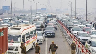 Traffic jam at Ghazipur border amid restrictions. (PTI) Traffic jam at Ghazipur border amid restrictions. (PTI)
