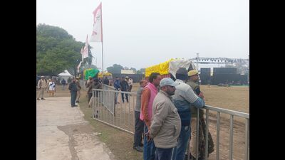 Accident site at Bundelkhand Gaurav Mahotsav in Chitrakoot (sourced) Accident site at Bundelkhand Gaurav Mahotsav in Chitrakoot (sourced)