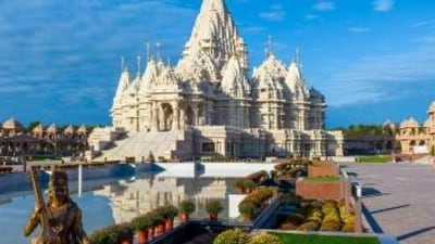 Akshardham Temple in USA (Official Website of the temple) Akshardham Temple in USA (Official Website of the temple)