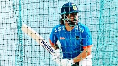 MS Dhoni promotes his friend's sports company with a new bat (Twitter) MS Dhoni promotes his friend's sports company with a new bat (Twitter)
