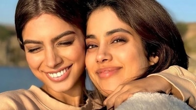 Khushi and Janhvi seemingly made up after an argument Khushi and Janhvi seemingly made up after an argument