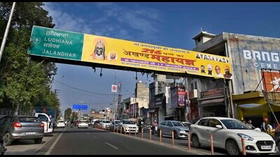 Kuldeep Singh Khaira, a member of the public action committee, expressed concern, stating, “Nearly all signboards are now obscured by illegal religious banners, exposing the lackadaisical attitude of MC officials.” (Gurpreet Singh/HT) Kuldeep Singh Khaira, a member of the public action committee, expressed concern, stating, “Nearly all signboards are now obscured by illegal religious banners, exposing the lackadaisical attitude of MC officials.” (Gurpreet Singh/HT)