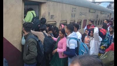 Rush witnessed at Chandigarh railway station amid road blockages during farmers’ stir. (Sant Arora /HT) Rush witnessed at Chandigarh railway station amid road blockages during farmers’ stir. (Sant Arora /HT)
