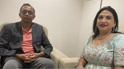 Retired Indian Navy commander BK Verma with his wife. (PTI) Retired Indian Navy commander BK Verma with his wife. (PTI)