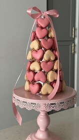 A macaroon tower (Instagram) A macaroon tower (Instagram)