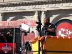 KANSAS CITY, MISSOURI - FEBRUARY 14: Law enforcement responds to a shooting at Union Station during the Kansas City Chiefs Super Bowl LVIII victory parade on February 14, 2024 in Kansas City, Missouri. Several people were shot and two people were detained after a rally celebrating the Chiefs Super Bowl victory.   Jamie Squire/Getty Images/AFP (Photo by JAMIE SQUIRE / GETTY IMAGES NORTH AMERICA / Getty Images via AFP)
