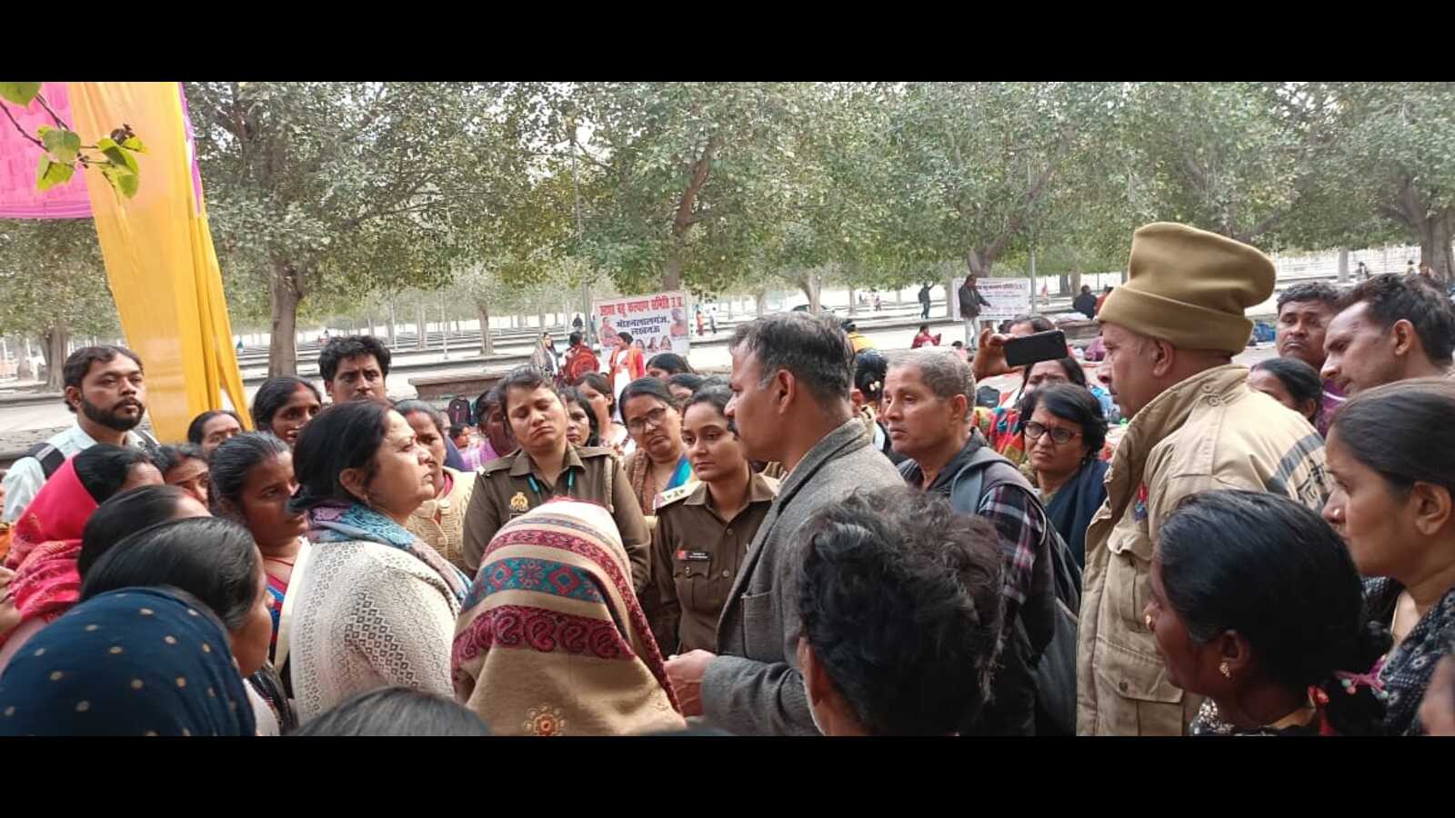 U.P. ASHA workers demand higher wages, state employee status - Vimarsana News