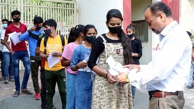 The last date for candidates to submit their online applications is March 5, 2024. (Rajeev Gupta) The last date for candidates to submit their online applications is March 5, 2024. (Rajeev Gupta)