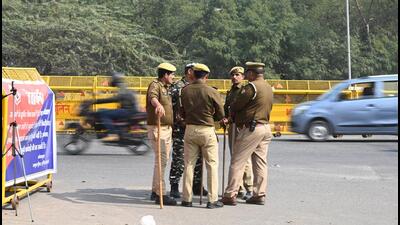 Police personnel have been deployed at the Noida-Delhi Chilla border to stop farmers from reaching Delhi. Delhi Police has also imposed Section 144 of the Code of Criminal Procedure in the entire city till March 12, in view of the protests. (Sunil Ghosh/HT Photo) Police personnel have been deployed at the Noida-Delhi Chilla border to stop farmers from reaching Delhi. Delhi Police has also imposed Section 144 of the Code of Criminal Procedure in the entire city till March 12, in view of the protests. (Sunil Ghosh/HT Photo)