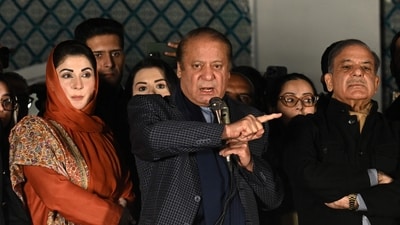 Pakistan's former Prime Minister Nawaz Sharif (C) and leader of the Pakistan Muslim League (PML) party, along with his younger brother and former prime minister Shehbaz Sharif (R) and his daughter Maryam Nawaz (L) speaks with supporters in Lahore on February 9, 2024. (AFP) Pakistan's former Prime Minister Nawaz Sharif (C) and leader of the Pakistan Muslim League (PML) party, along with his younger brother and former prime minister Shehbaz Sharif (R) and his daughter Maryam Nawaz (L) speaks with supporters in Lahore on February 9, 2024. (AFP)