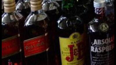 The measure, earning the excise department a total ₹30 lakh as fine, came following complaints that the salesmen at government liquor shops were extra-charging the consumers, excise officials said. (PTI/HT Archive) The measure, earning the excise department a total ₹30 lakh as fine, came following complaints that the salesmen at government liquor shops were extra-charging the consumers, excise officials said. (PTI/HT Archive)