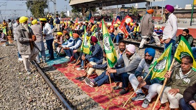 Rail roko in Punjab on Thursday in support of farmers' Chalo Dilli march which has not been allowed to proceed from the Shambhu (Punjab-Haryana) border. (PTI) Rail roko in Punjab on Thursday in support of farmers' Chalo Dilli march which has not been allowed to proceed from the Shambhu (Punjab-Haryana) border. (PTI)