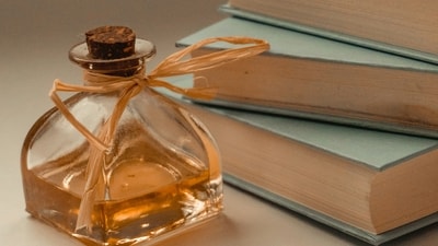 Perfume Day (February 17): Treat yourself to a new perfume or fragrance that makes you feel confident and empowered. Use this day to indulge in self-care and pampering. (Unsplash) Perfume Day (February 17): Treat yourself to a new perfume or fragrance that makes you feel confident and empowered. Use this day to indulge in self-care and pampering. (Unsplash)