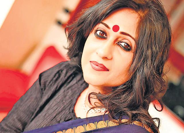 Nisha Narayanan’s favourite look remains the smudged kajal on the lower lash line.