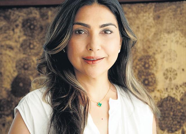 Shunali Khullar Shroff has deep-set eyes, so she uses kajal sparingly, usually along the waterline.