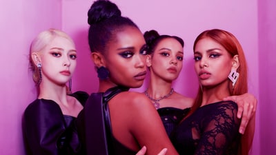 Blackswan, an all-girl Korean pop band