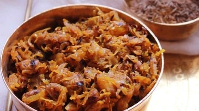 Bandhakopir Dalna, West Bengal: A Bengali cabbage curry made with cabbage, potatoes, and a mix of Bengali spices, creating a sweet and savoury flavour profile. (Pinterest) Bandhakopir Dalna, West Bengal: A Bengali cabbage curry made with cabbage, potatoes, and a mix of Bengali spices, creating a sweet and savoury flavour profile. (Pinterest)