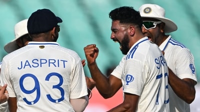 Rohit Sharma backed Mohammed Siraj by taking a review, which resulted in England's second wicket. Siraj got the better of&nbsp;Ollie Pope in the 29th over.&nbsp; (AFP)