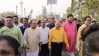 Congress leader Adhir Ranjan Chowdhury with others returns after being stopped by the police from visiting Sandeshkhali village. (PTI) Congress leader Adhir Ranjan Chowdhury with others returns after being stopped by the police from visiting Sandeshkhali village. (PTI)
