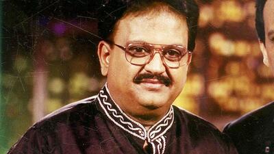 S P Balasubrahmanyam’s son aid that though their family supported technology being used to give the late singer’s voice a posthumous life, they felt disheartened that it was done without the knowledge and consent of the family for commercial purposes. (HT Archives)