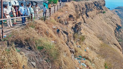 There are several wildlife sanctuaries including Bhimashankar, Mayureshwar, Rehkuri in and around Pune. (HT PHOTO) There are several wildlife sanctuaries including Bhimashankar, Mayureshwar, Rehkuri in and around Pune. (HT PHOTO)