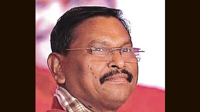 Union minister Arjun Munda said the Centre considered the farmers as “family members” and was committed to finding a solution to their concerns (HT)