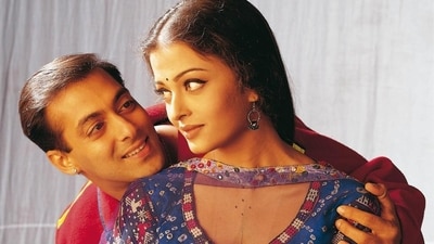 Aishwarya Rai and Salman Khan in a still from their film Hum Dil De Chuke Sanam.