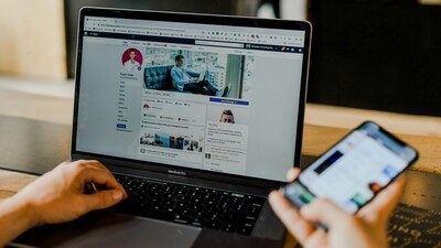 Promote positivity on social media by sharing inspiring stories and messages, contributing to a more uplifting and constructive online environment. (Unsplash) Promote positivity on social media by sharing inspiring stories and messages, contributing to a more uplifting and constructive online environment. (Unsplash)