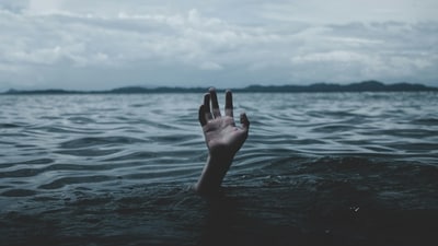 Coping with grief: Tips for navigating revival and loss of loved ones (Photo by Stormseeker on Unsplash) Coping with grief: Tips for navigating revival and loss of loved ones (Photo by Stormseeker on Unsplash)