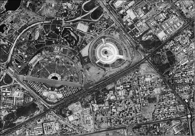 A 1m panchromatic CARTOSAT-2 image of Bangalore. (NRSC) A 1m panchromatic CARTOSAT-2 image of Bangalore. (NRSC)