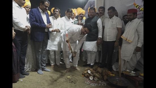 Navi Mumbai, India - Feb. 14, 2024:Bhumipujan of ₹650 crore in Panvel Municipal Corporation late in the night and launched infra projects at Panvelin Navi Mumbai, India, on Wednesday, February 14, 2024. (Photo by Bachchan Kumar/ HT PHOTO) (HT PHOTO)