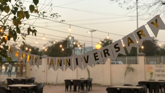 Celebrate Milestones: Celebrate your relationship milestones, such as anniversaries, in meaningful ways. It could be a special dinner, a weekend getaway, or a thoughtful gift.&nbsp;(Unsplash)