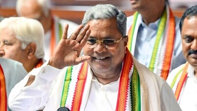 Karnataka CM Siddaramaiah allots funds to IDTU to tackle the fake news Karnataka CM Siddaramaiah allots funds to IDTU to tackle the fake news