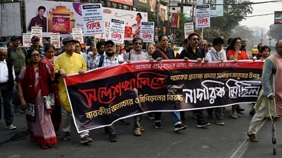 Citizens staged protest against Trinamool Congress (TMC) run State Government over violence against women in Sandeshkhali of North 24 Parganas district at Hazra in Kolkata, India, on Thursday, February 15, 2024. (Photo by Samir Jana/ Hindustan Times) Citizens staged protest against Trinamool Congress (TMC) run State Government over violence against women in Sandeshkhali of North 24 Parganas district at Hazra in Kolkata, India, on Thursday, February 15, 2024. (Photo by Samir Jana/ Hindustan Times)