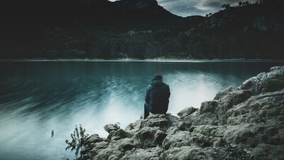 When we become emotionally withdrawn, we may try to alienate or isolate ourselves from people – this can make us feel lonely. (Unsplash) When we become emotionally withdrawn, we may try to alienate or isolate ourselves from people – this can make us feel lonely. (Unsplash)